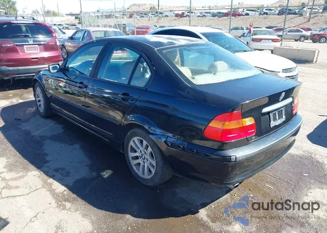2002 BMW 325Xi из США, поврежденный, VIN WBAEU33442PF68322